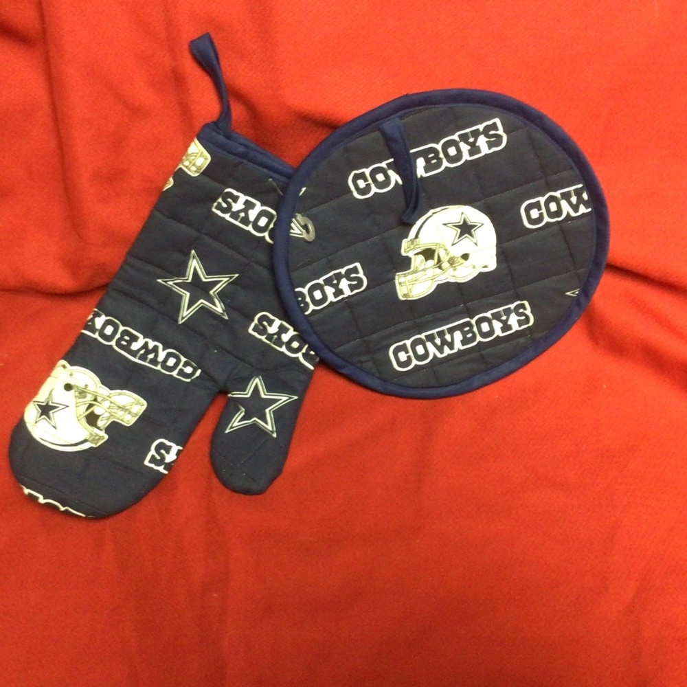 Dallas COWBOYS oven mitt and warm pot holder